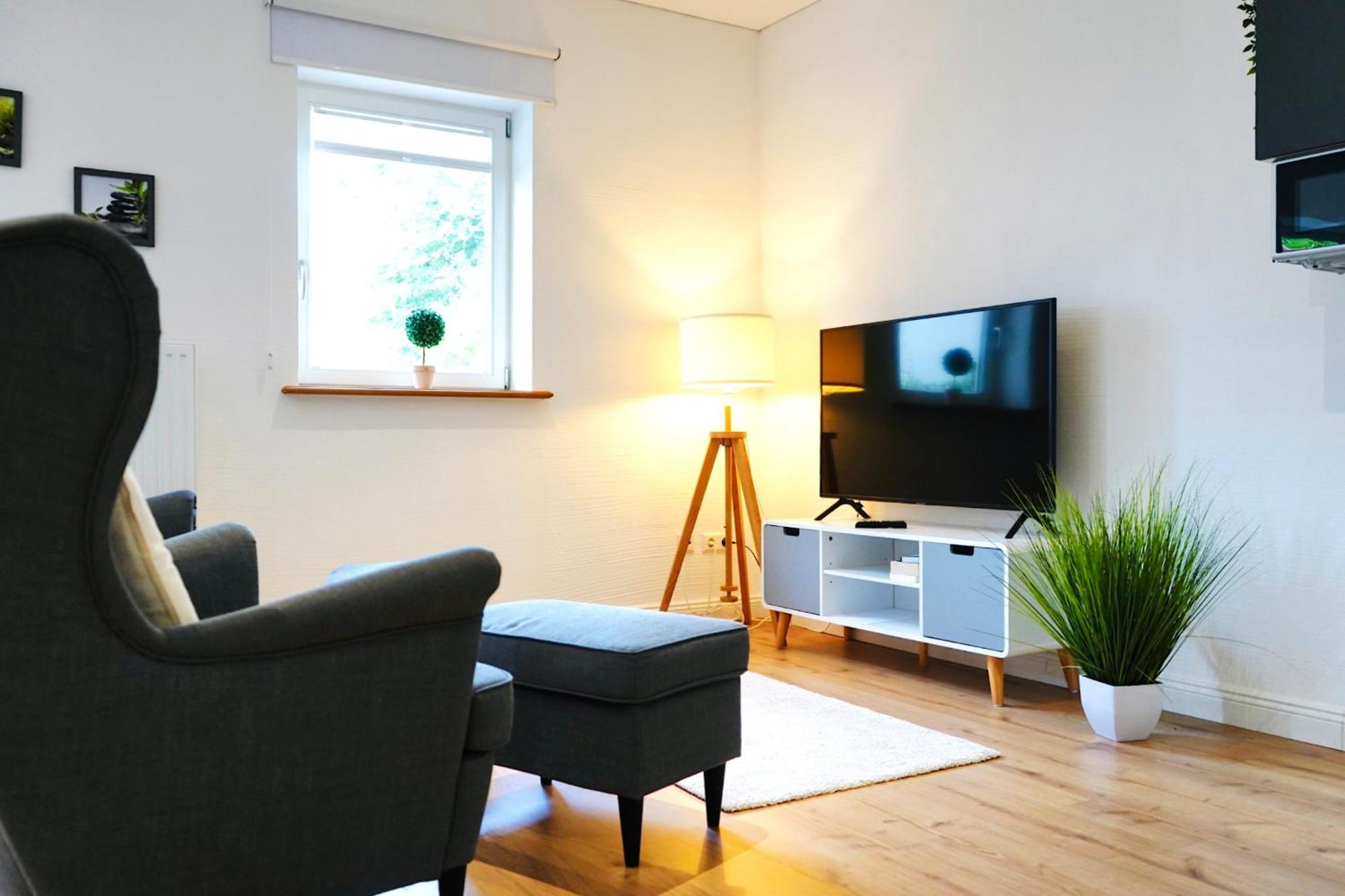 Altstadt Apartment II - Terrasse- Waschmaschine- Parkplatz Wolfsburg Esterno foto