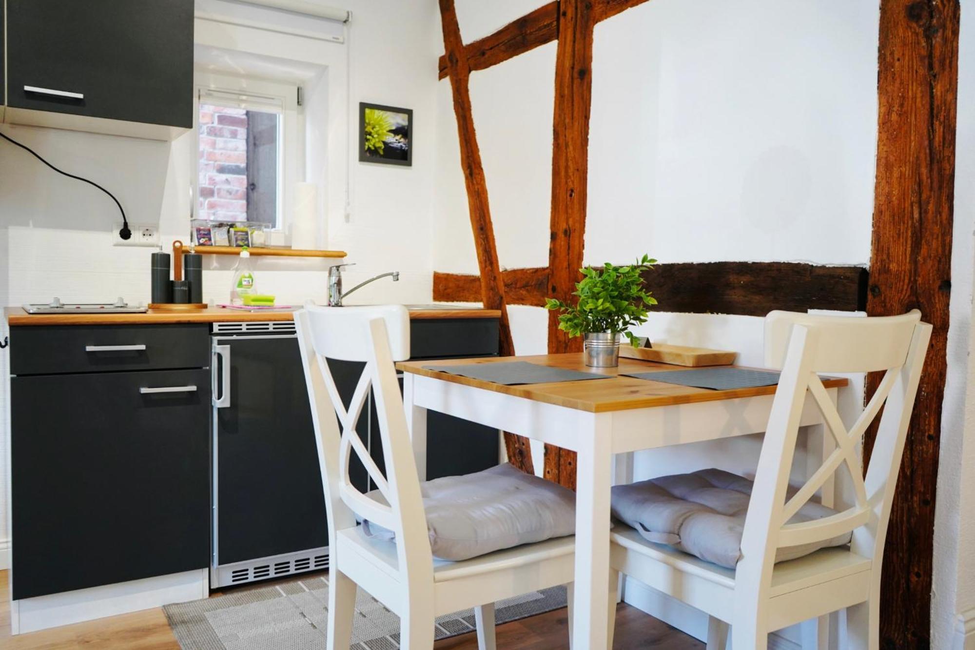 Altstadt Apartment II - Terrasse- Waschmaschine- Parkplatz Wolfsburg Esterno foto